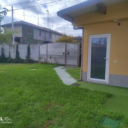 Villa Ara Blu Canegrate Kültér fotó
